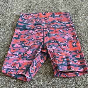Lululemon wunder train 6in bike short